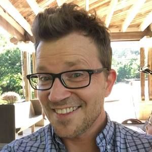 Meet your Posher, Corey